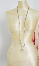 Mondkette in silbergrau – Bild 3