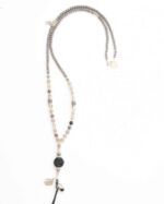 Graue Edelstein Halskette "Ama" mit Onyx, Labradorit und Achat – Bild 2