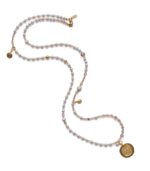 Juwelenkind Bettelkette aus weißen Perlen mit Medaillon Anhänger in Gold ✪ Ivory Topas  ✪