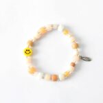 Creme Caramel Perlen Armband mit Happy Smiley