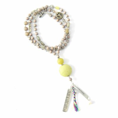 Enjoy and Love Life, Bettelkette Lederperle "One of a kind" Taupe,grüne Jade, grauer Achat, Holz