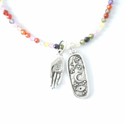 Zirkonia Kurzkette mit versilberten Anhängern Hand, Auge, Mond und Sterne