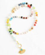 Variabel in der Länge Bunte Halskette aus Edelstein- und Glasrondellen und weißen Barockperlen  Live Love Colourful – Bild 6