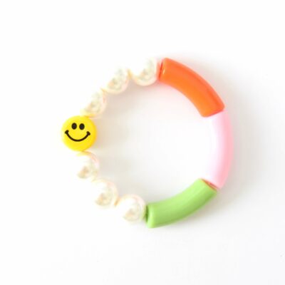 "Big Smile"  Armband XL Muschelkernperlen Keramik Smiley