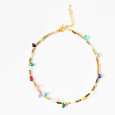 Stylische Kurzkette mit vielen  facettierten Edelstein Tropfen, Amethyst, Bergkristall,Granat uvm.  mit goldenen Elementen