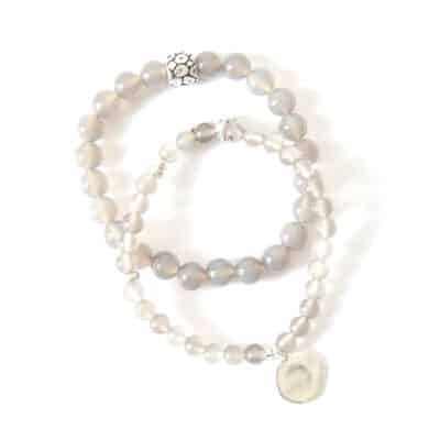Armband  Sanja in Grau aus Grauem Achat und versilberten Metallzierteilen