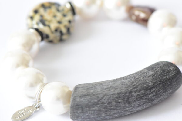 Muschelkern Armband mit Leopardenjaspis und Jade Elefant – Bild 6