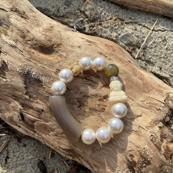 Muschelkern Armband mit Jade Elefant , Buddha und Hornröhrchen – Bild 4