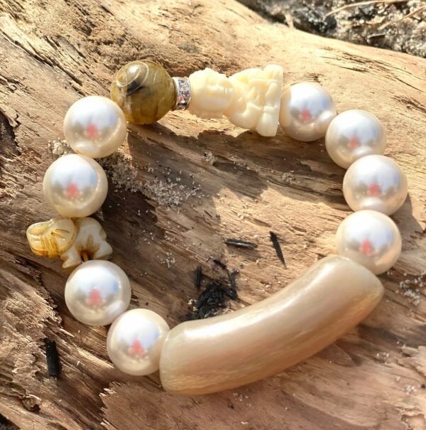 Muschelkern Armband mit Jade Elefant , Buddha und Hornröhrchen – Bild 2