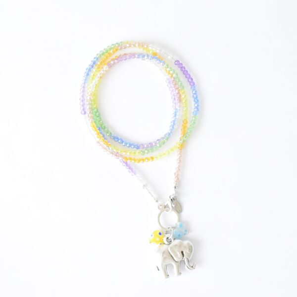105 cm  Kette "Tulia" Pastell Regenbogen mit Glasschliffperlen, und großem versilberten Elefant Anhänger, lange Variante – Bild 4