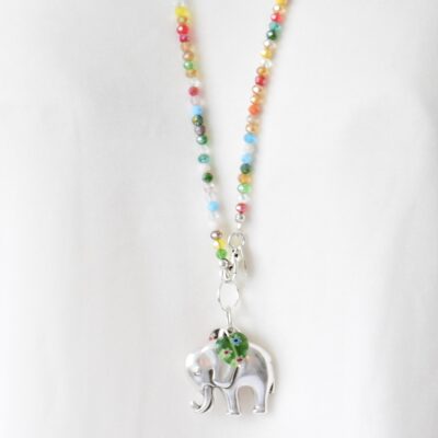 105 cm Elegante Kette "Tulia" Herbstfarben orange grün mit Glasschliffperlen, Hämatine Stäbchen und großem versilberten Elefant Anhänger, lange Variante