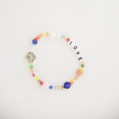 "LOVE" positives Affirmations Armband bunte Glasperlen Millefiori – Bild 3