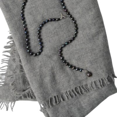 80 cm Schwarze Zuchtperlenkette Halskette "AIDA"  Schmuckstück Allrounder schliche Basiskette mit Barockperle Anhänger – Bild 6