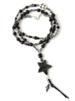Schwarze Bettelkette mit Horn und Onyx – Bild 2