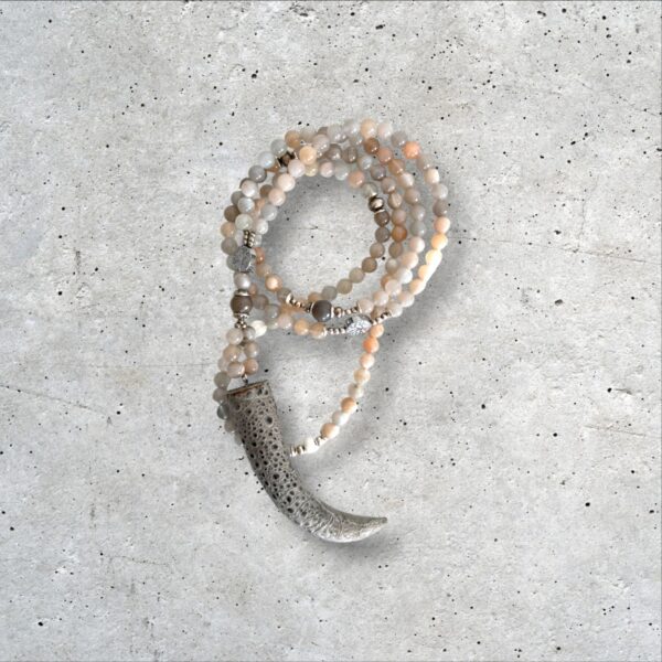 UNIKATSCHMUCK - Echte Rosa Graue Mondsteinkette Lebensbaum mit Zahn aus Leder, Rosa Grau Taupe – Bild 6