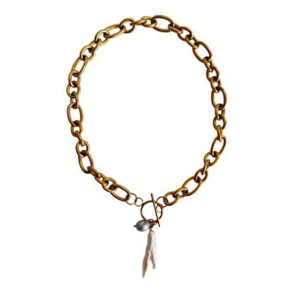 MUSTER Statement Kette Barockperle Grau und Weiß große Glieder Gold Toggle Verschluss