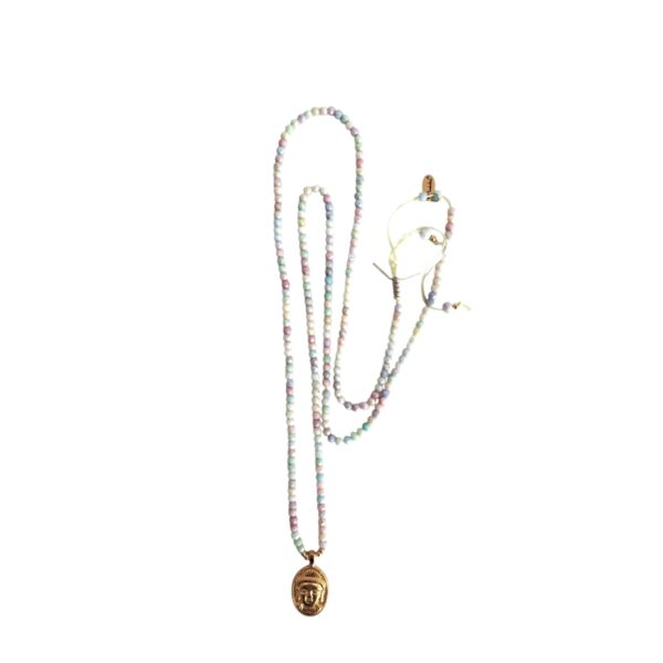 MUSTER Einzelstück Pastell farbene Rundhalskette aus kleinen Glasschliffperlen  mit Buddhakopf Anhänger – Bild 5