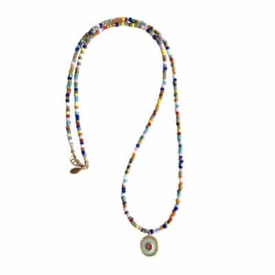 Rot,Blau,Rosa,Braun,Gelb 84 cm Länge Stilvolle Halskette mit vergoldetem Amulette in Mintgrün