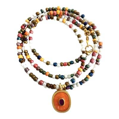 Braun, Orange,Ocker, Flaschengrün   84 cm Länge Stilvolle Halskette mit vergoldetem Amulette in Orange – Bild 4