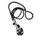 Leo Aida Lange Schwarze Onyx Halskette "AIDA" Schmuckstück Allrounder schliche Basiskette mit Onyx Kugel Anhänger – Bild 2