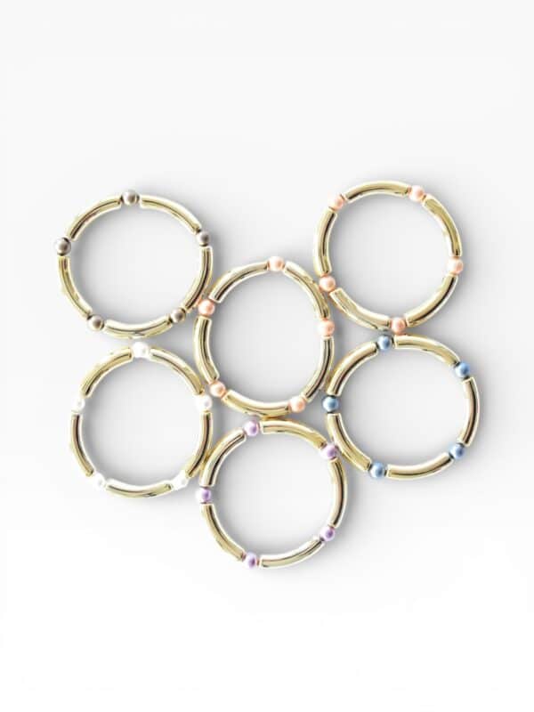 Zauberhaftes Armband 5 Farben Röhrchen Armband mit Muschelkernperlen Gold – Bild 11