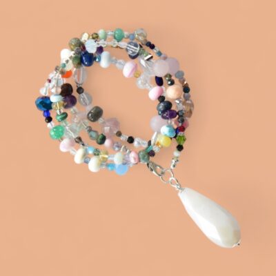 Halskette mit  weißem Achat Tropfen und Opal – Bild 6