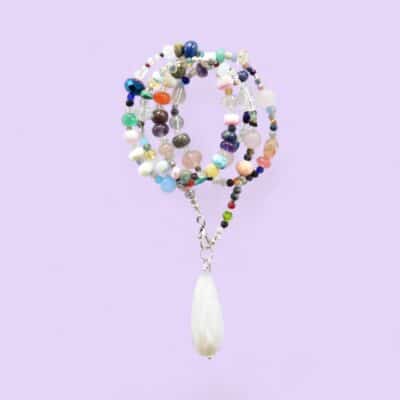 Halskette mit  weißem Achat Tropfen und Opal – Bild 3