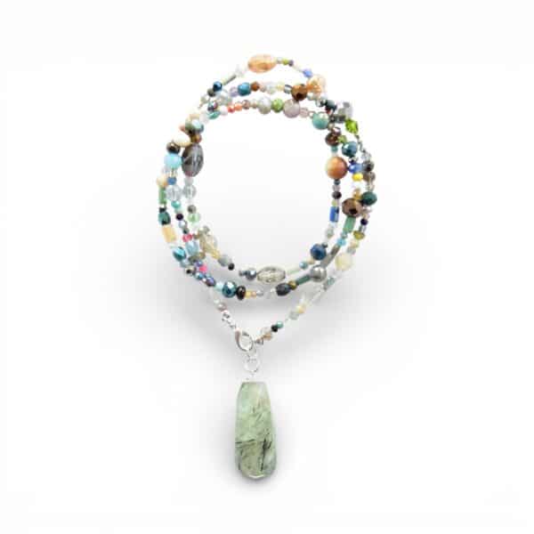 Halskette mit  großem Phrenit Tropfen – Bild 6