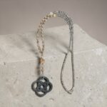 Statement Halskette mit Horn Anhänger - Lange Naturstein Kette Braun Beige – Bild 5