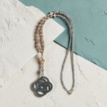 Statement Halskette mit Horn Anhänger - Lange Naturstein Kette Braun Beige – Bild 6